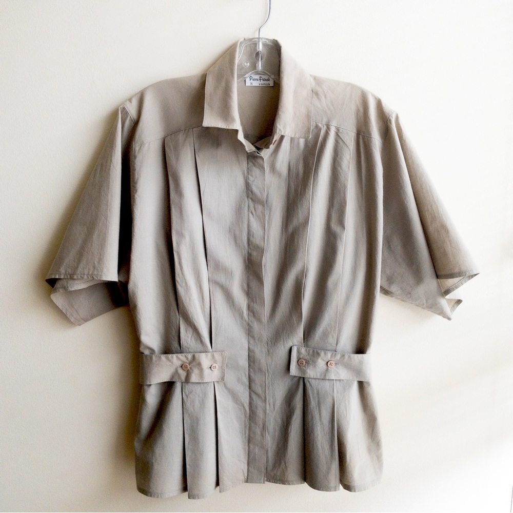 Vintage beige tan cotton short sleeve pleated blouse with buttoned waist detail